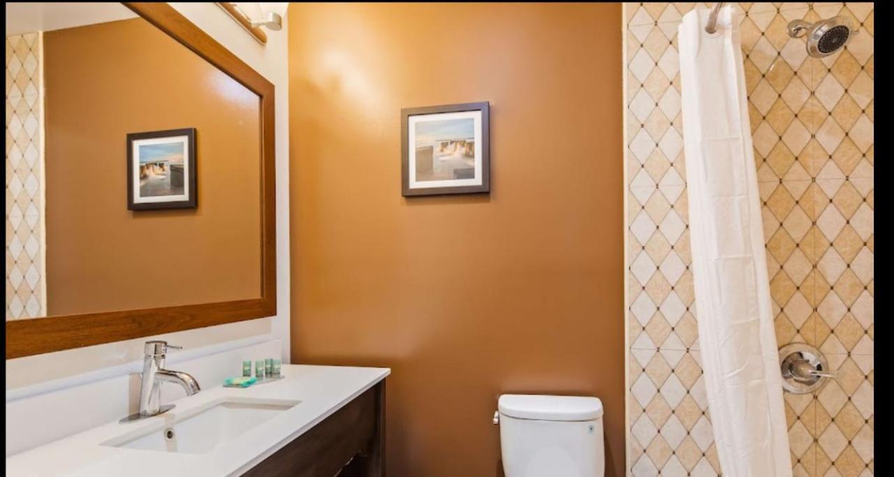 Jfk Rockaways Inn New York Exterior photo